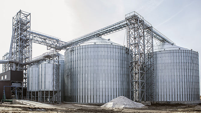 Силосы KMZ Industries на элеваторе Зернокомтранс